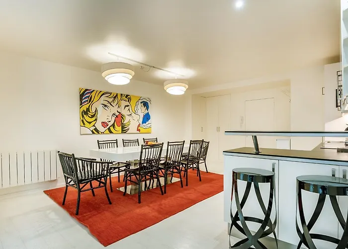 Modern 3 Bedrooms 3 Baths Full Center Of * Paris