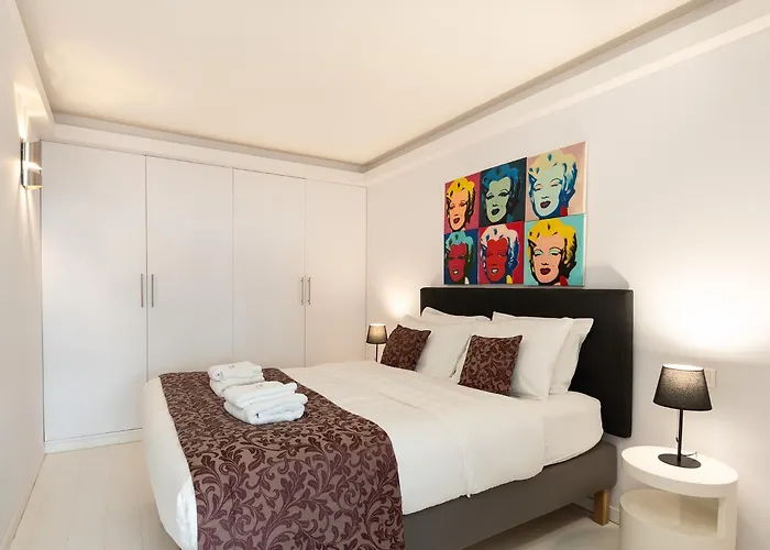 Modern 3 Bedrooms 3 Baths Full Center Of Appartement *